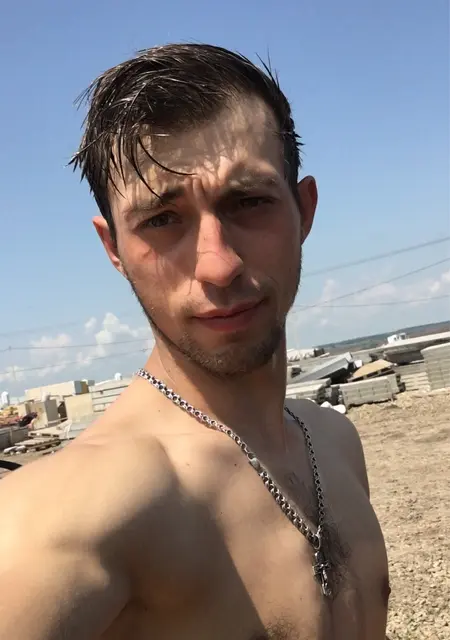 Я Александр, 30, знакомлюсь для постоянных отношений в Курске