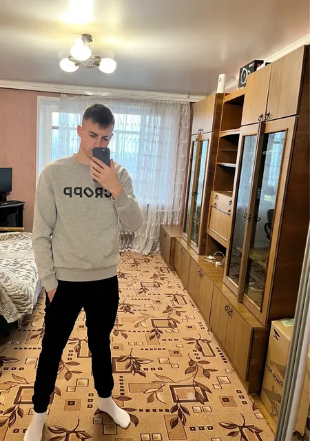 Я Станислав, 27, знакомлюсь для постоянных отношений в Смоленске