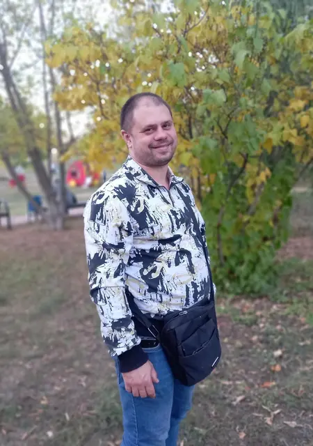 Sergey из Котова, ищу на сайте знакомства на одну ночь
