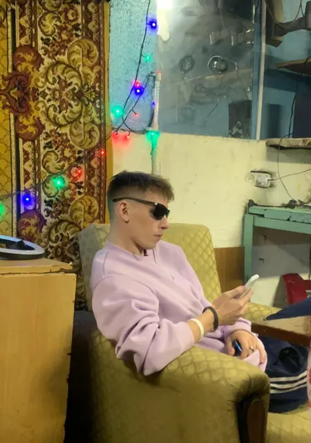 Евгений из Новочеркасска, ищу на сайте знакомства на одну ночь