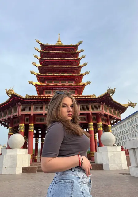 Я Саша, 21, из Волгограда, ищу знакомство для постоянных отношений