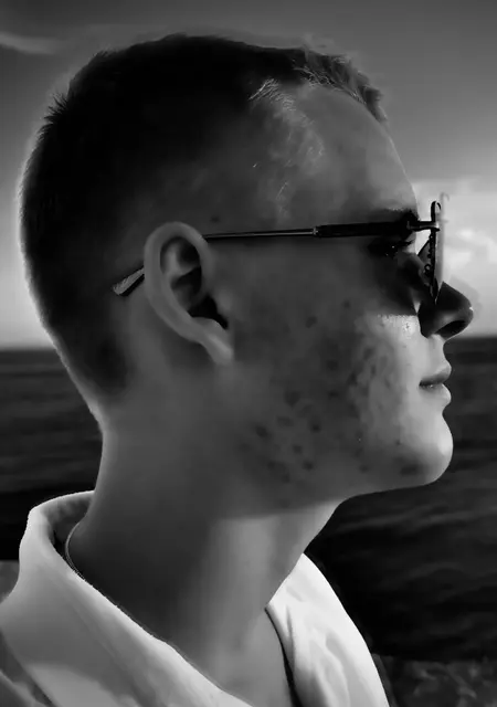 Я Данил, 18, знакомлюсь для дружбы в Сарапуле