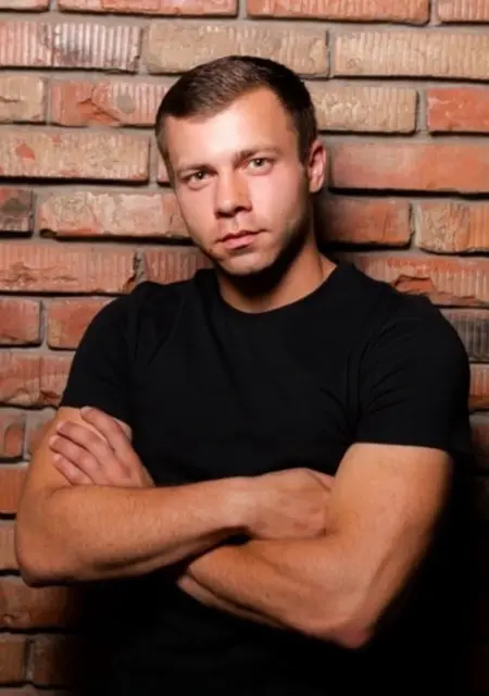 Алекс из Москвы, мне 28, познакомлюсь на одну ночь