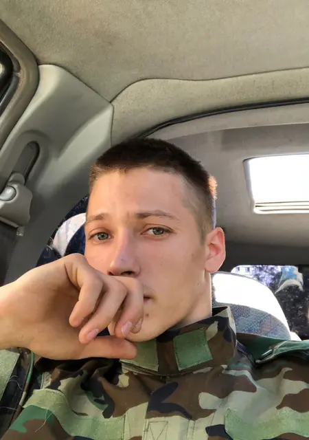 Андрей из Магадана, ищу на сайте общение