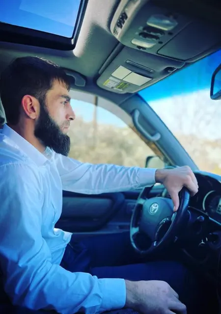 Lord из Нальчика, мне 29, познакомлюсь для приятного времяпровождения