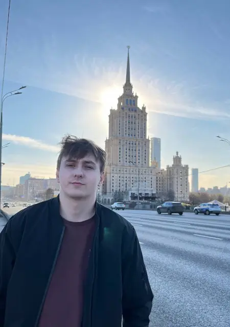 Антон из Славянска-на-Кубани, мне 23, познакомлюсь для приятного времяпровождения