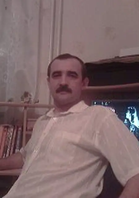 Михаил из Энгельса, ищу на сайте знакомства на одну ночь