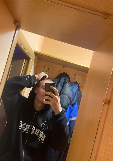 Влад из Кумертау, мне 25, познакомлюсь на одну ночь