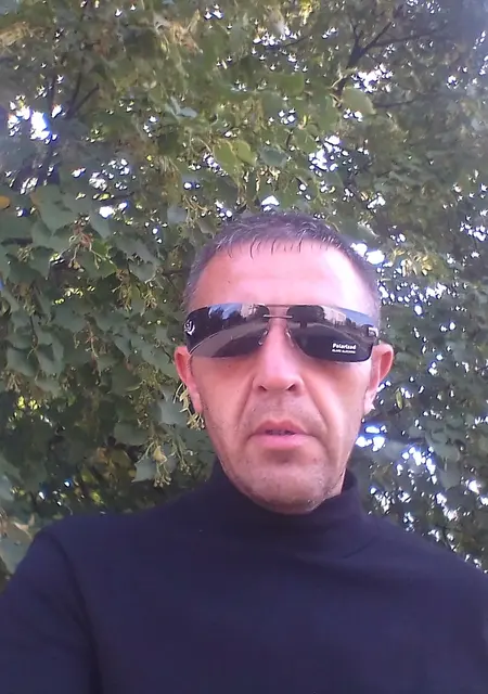 Максим из Ульяновска, ищу на сайте знакомства на одну ночь