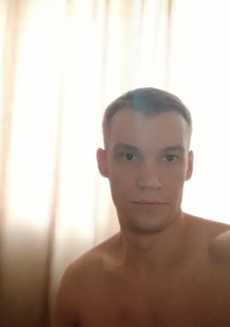 Павел из Ачинска, мне 36, познакомлюсь для приятного времяпровождения