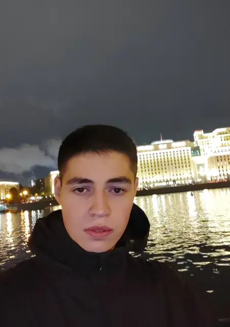 Я Артур, 25, знакомлюсь без обязательств в Нижнем Тагиле