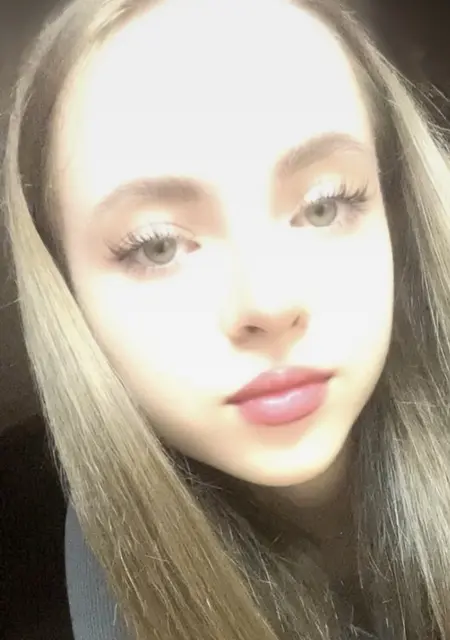 Я Lerka, 19, знакомлюсь для открытые отношения в Туле
