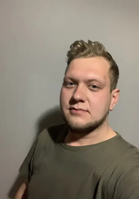 Никита из Темрюка, мне 28, познакомлюсь на одну ночь