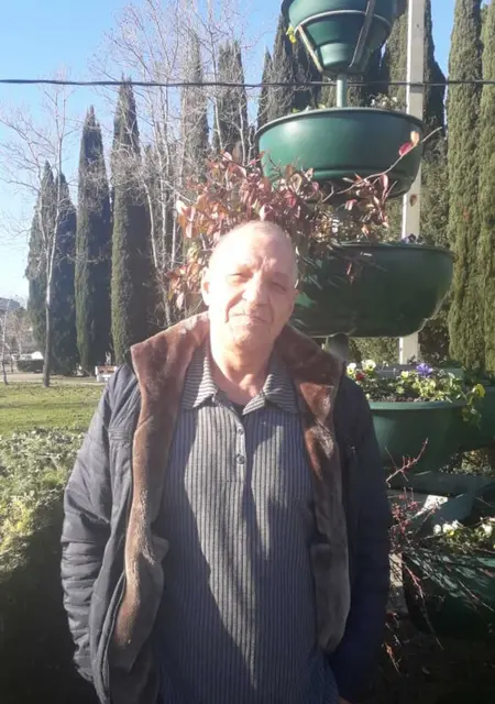 Я Валерий, 64, из Москвы, ищу знакомства без обязательств