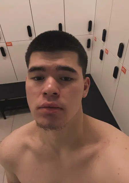 Хабиб из Сургута, ищу на сайте знакомства на одну ночь