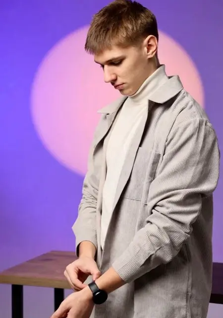 Я Александр, 19, из Петрозаводска, ищу знакомство для постоянных отношений