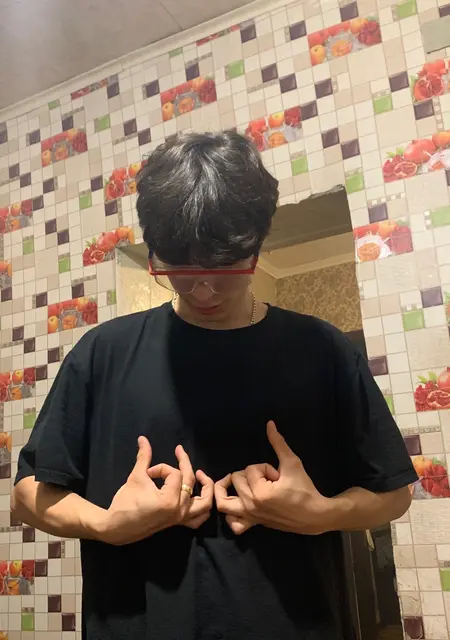 Руслан из Липецка, мне 20, познакомлюсь для приятного времяпровождения