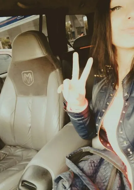 Ника из Сочи, ищу на сайте дружбу