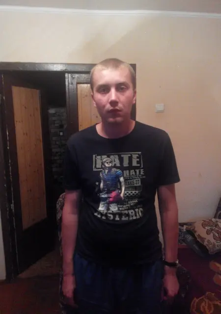 Сергей из Изюма, мне 34, познакомлюсь на одну ночь