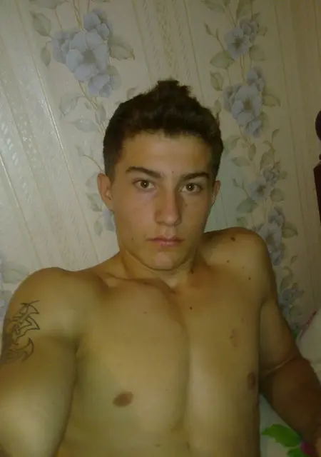 Я Беха, 32, из Иванова, ищу знакомства на одну ночь