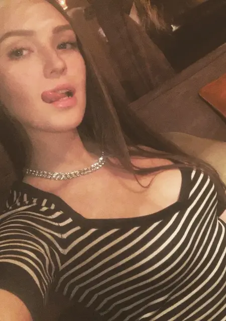 Я Елизавета, 30, из Омска, ищу знакомство для постоянных отношений