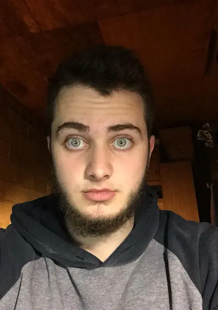 Я Миха, 29, знакомлюсь без обязательств в Николаеве