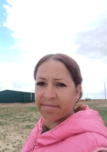 Я Анна, 36, знакомлюсь на одну ночь в Астрахани