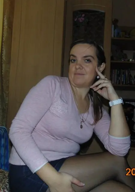 Надежда из Красноуральска, мне 48, познакомлюсь на одну ночь