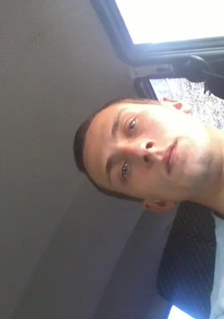 Я Владимир, 37, из Старой Вичуги, ищу знакомства без обязательств