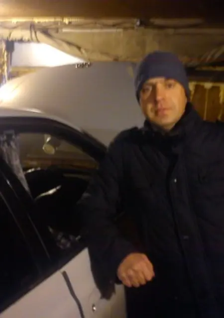 Дмитрий из Магадана, мне 45, познакомлюсь для постоянных отношений