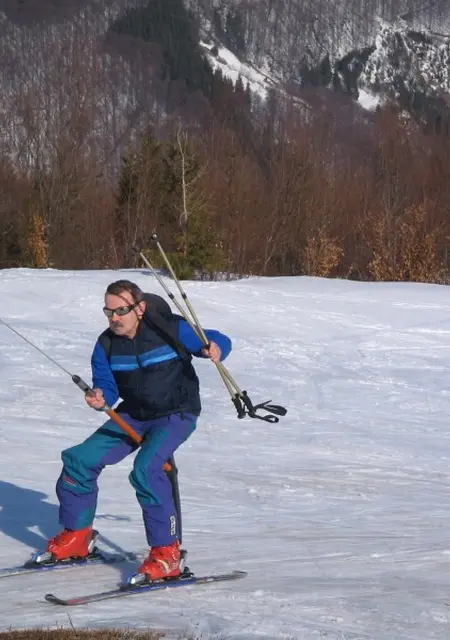 Я Валерий, 70 років з Полтавы, шукаю знайомства без зобов'язань