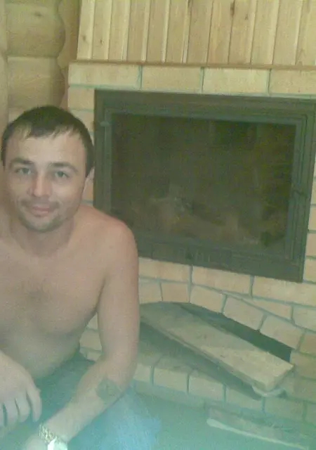 Женя из Лянтора, ищу на сайте знакомства на одну ночь