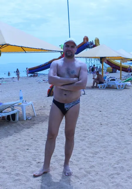 Богдан из Ухты, мне 45, познакомлюсь на одну ночь