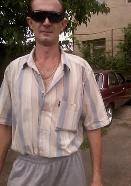 Я Евгений, 46, из Калининграда, ищу знакомства без обязательств