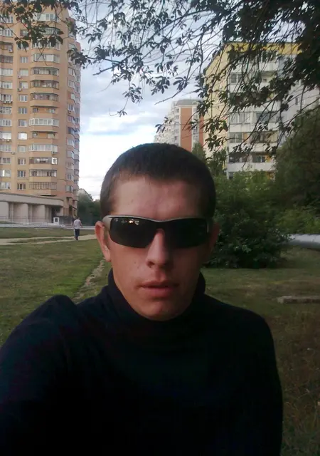 Евгений из Одинцова, мне 43, познакомлюсь для приятного времяпровождения