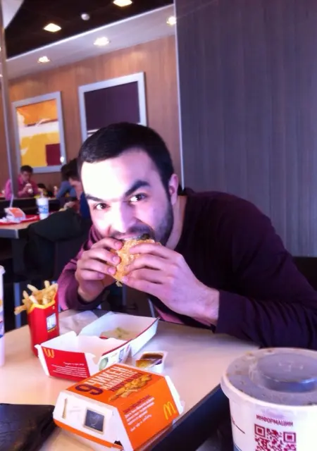 Я Руслан, 38, из Салехарда, ищу знакомства без обязательств