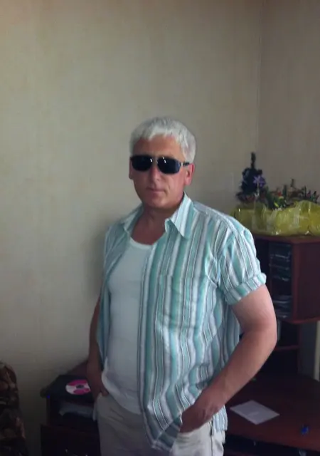 Я Andrej, 62, знакомлюсь на одну ночь в Владимире
