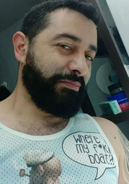 Я Adrian, 44, из Мадрида, ищу знакомство