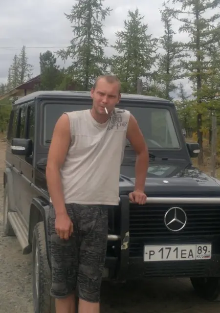 Artem из Юрги, мне 34, познакомлюсь на одну ночь