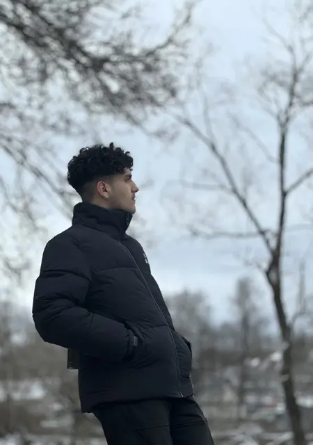 Зейн из Пскова, мне 20, познакомлюсь без обязательств