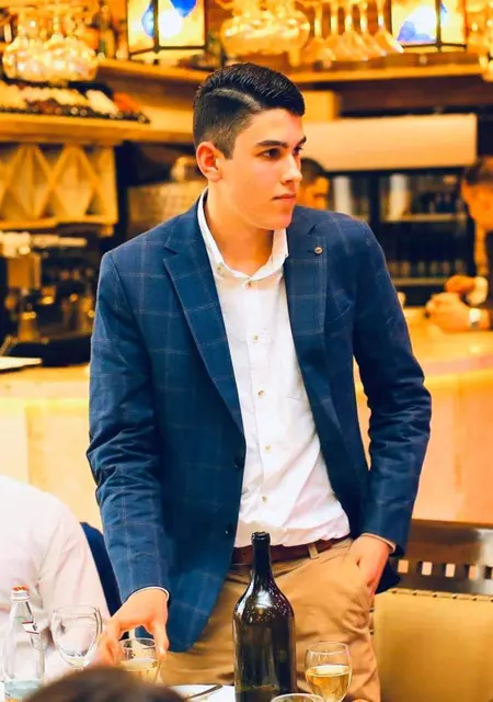 Я Дима, 22, знакомлюсь для общения в Пскове