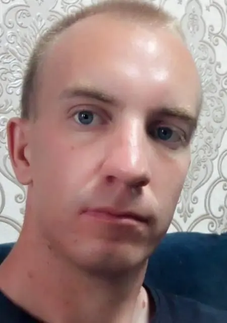 Я Владислав, 28, знакомлюсь для совместных путешествий в Саратове