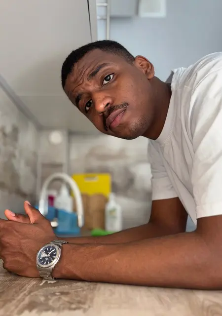 Я Moucbi, 21, знакомлюсь для постоянных отношений в Санкт-Петербурге