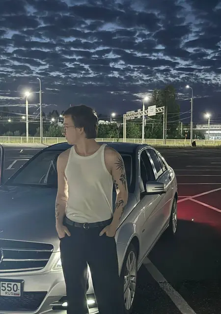 Я Иван, 21, знакомлюсь для вирта в Ярославле