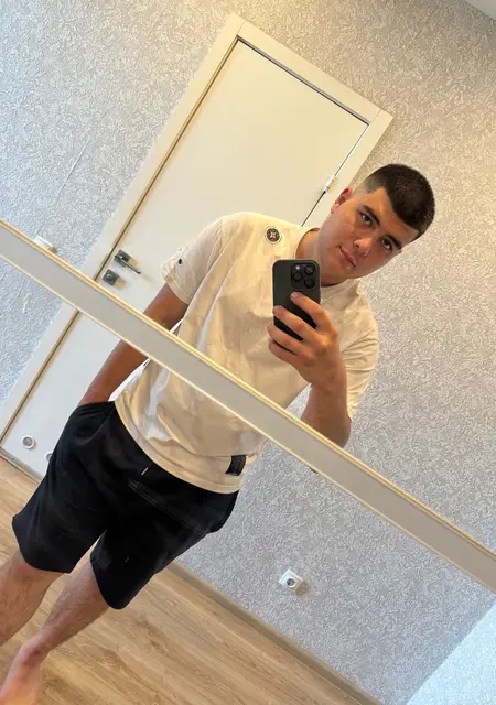 Estevan из Наро-Фоминска, мне 22, познакомлюсь на одну ночь