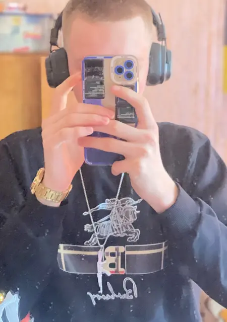 Я Павел, 19, из Керчи, ищу знакомство для вирта