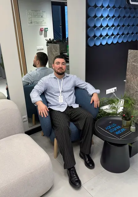 Я Ren, 24, из Ярославля, ищу знакомство для общения