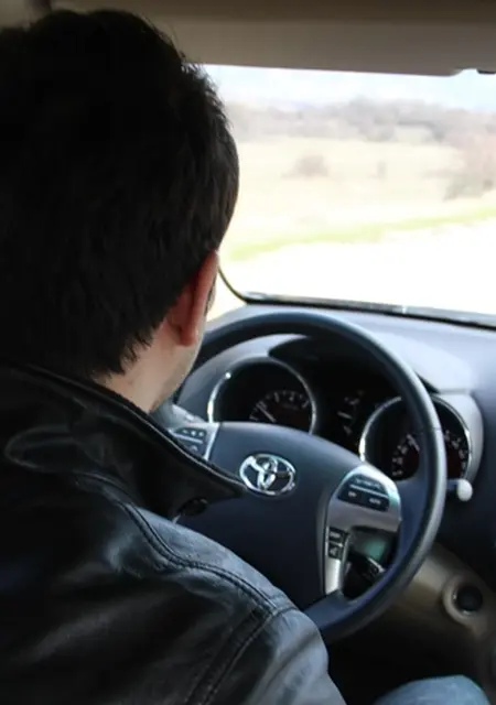 Я Руслан, 34, из Армавира, ищу знакомства без обязательств