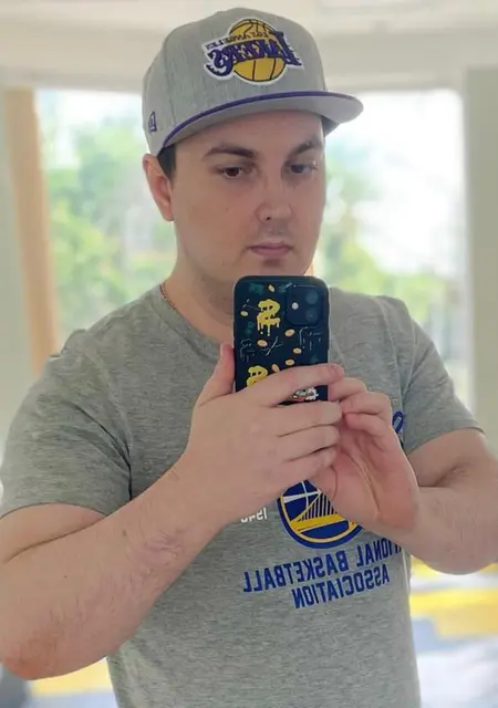 Евгений из Евпатории, мне 37, познакомлюсь на одну ночь