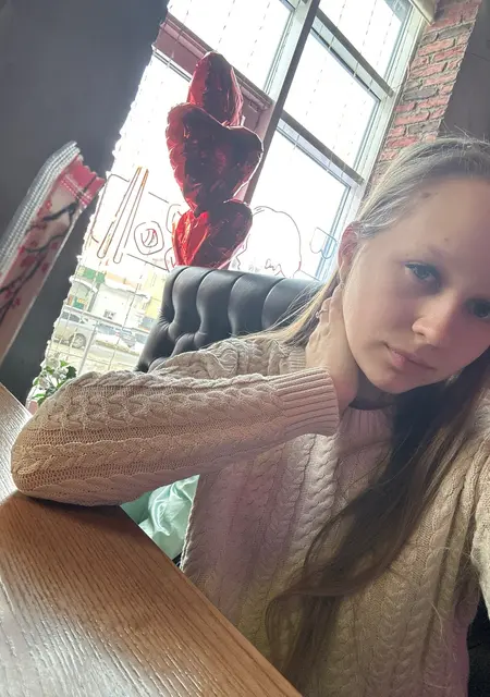 Я Aliona, 18, из Ставрополя, ищу знакомство для совместных путешествий